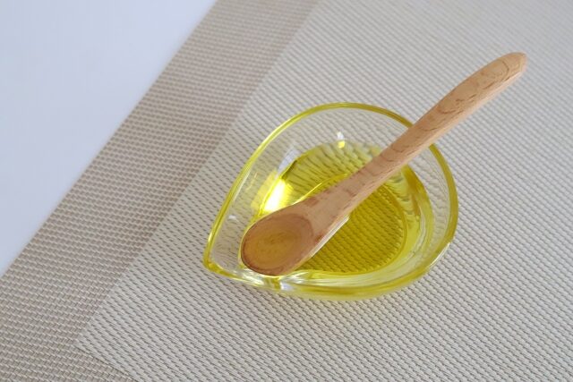 そのダイエットでOK？脂質中心の食事が与える糖質代謝への影響